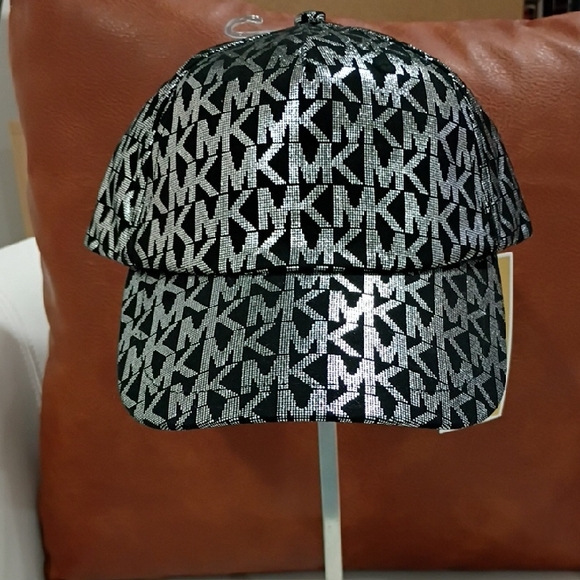 Michael Kors Accessories - Michael Kors Metallic Black Cap *NWT*